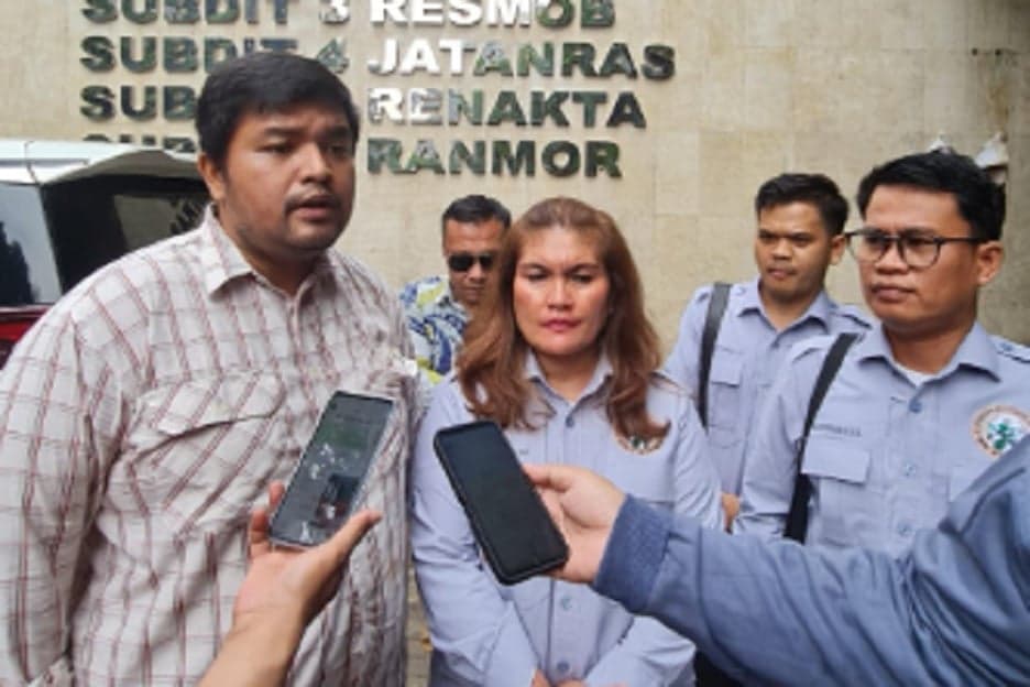 Diperiksa Polda Metro Jaya, Pelapor Feri Amsari Dicecar 20 Pertanyaan Diperiksa Polda Metro Jaya, Pelapor Feri Amsari Dicecar 20 Pertanyaan