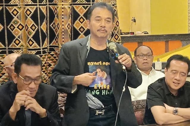 Soal Temuan Gadhaj Adam, Roy Suryo: Kalau itu Mikro Teks Pengaman, Keputusannya Mana? Soal Temuan Gadhaj Adam, Roy Suryo: Kalau itu Mikro Teks Pengaman, Keputusannya Mana?