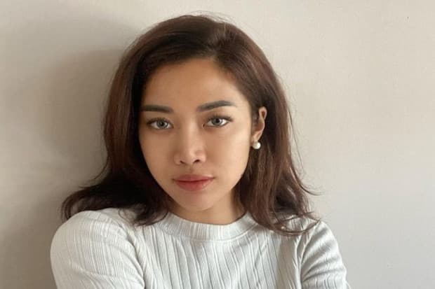 Unggah Kegalauan Jadi Vokalis, Widy Vierratale: Ada yang Mau Gantiin Gue Nggak? Unggah Kegalauan Jadi Vokalis, Widy Vierratale: Ada yang Mau Gantiin Gue Nggak?