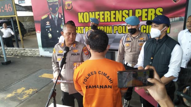 Kronologi Wanita Muda di Cimahi Dihabisi Paman Gara-gara Menolak Bersetubuh Kronologi Wanita Muda di Cimahi Dihabisi Paman Gara-gara Menolak Bersetubuh