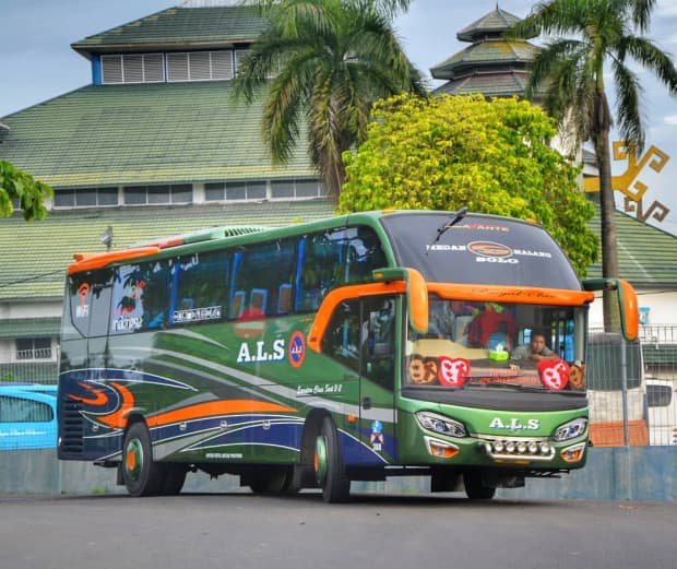 Sejarah Bus ALS yang Bisa Bikin Penggunanya Jadi Saudara Sejarah Bus ALS yang Bisa Bikin Penggunanya Jadi Saudara