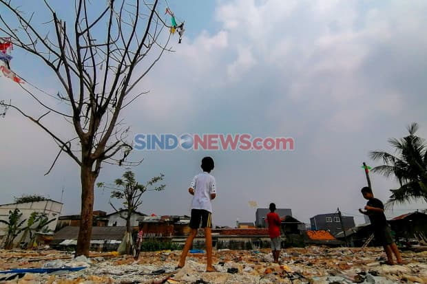 5 Peribahasa Menggunakan Kata Tanah, Lengkap dengan Maknanya 5 Peribahasa Menggunakan Kata Tanah, Lengkap dengan Maknanya