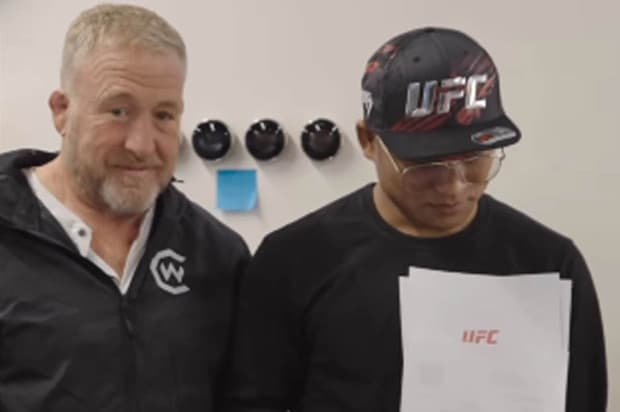 Profil Marc Fiore, Sosok Pelatih Tegas yang Mengantar Jeka Saragih ke UFC Profil Marc Fiore, Sosok Pelatih Tegas yang Mengantar Jeka Saragih ke UFC