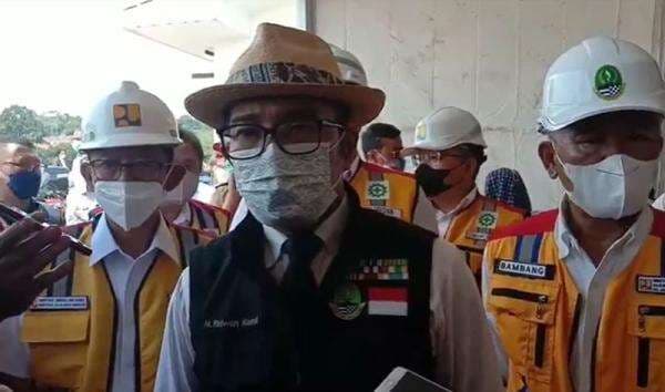 Terpapar Omicron, 4 Warga Bandung Dikarantina di Rumah Sakit Terpapar Omicron, 4 Warga Bandung Dikarantina di Rumah Sakit