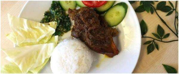 8 Tempat makan bebek legendaris di Surabaya, lezat dan bikin nagih 8 Tempat makan bebek legendaris di Surabaya, lezat dan bikin nagih