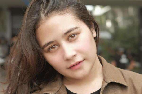 Prilly Latuconsina Bikin Sutradara Film "Kukira Kau Rumah" Menangis, Kenapa? Prilly Latuconsina Bikin Sutradara Film "Kukira Kau Rumah" Menangis, Kenapa?
