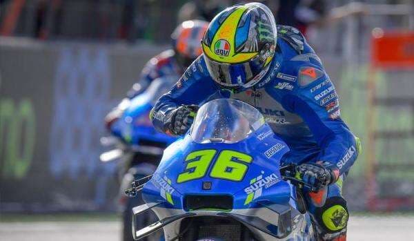 Diduga Keracunan Makanan, Joan Mir Absen di Tes Pramusim Motogp Mandalika Hari ke-3 Diduga Keracunan Makanan, Joan Mir Absen di Tes Pramusim Motogp Mandalika Hari ke-3