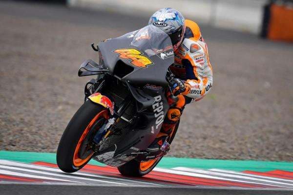 Hasil Tes Pramusim MotoGP 2022 di Sirkuit Mandalika Hari Ketiga Sesi 4: Pol Espargaro Kuasai Posisi Pertama, Marc Marquez Jatuh Hasil Tes Pramusim MotoGP 2022 di Sirkuit Mandalika Hari Ketiga Sesi 4: Pol Espargaro Kuasai Posisi Pertama, Marc Marquez Jatuh