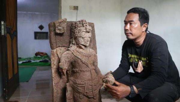 Gempar Penemuan Arca di Candi Peninggalan Mpu Sindok Era Mataram Kuno, Berikut Faktanya Gempar Penemuan Arca di Candi Peninggalan Mpu Sindok Era Mataram Kuno, Berikut Faktanya
