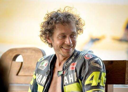 6 Pembalap MotoGP yang Mempunyai Gaya Rambut Nyentrik, Salah Satunya Valentino Rossi 6 Pembalap MotoGP yang Mempunyai Gaya Rambut Nyentrik, Salah Satunya Valentino Rossi