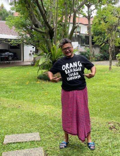 Mengulas Harta Kekayaan Kaji Edan, si Sultan Jagakarsa yang Dikaitkan dengan Juragan 99 Mengulas Harta Kekayaan Kaji Edan, si Sultan Jagakarsa yang Dikaitkan dengan Juragan 99