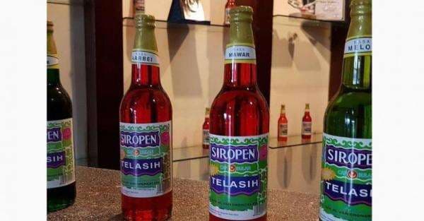 20 Oleh-Oleh Khas Surabaya Paling Laris, Unik Ada Sirup Kuno Peninggalan Belanda 20 Oleh-Oleh Khas Surabaya Paling Laris, Unik Ada Sirup Kuno Peninggalan Belanda