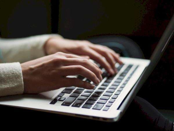 Contoh Latar Belakang Karya Ilmiah dan Cara Membuatnya Contoh Latar Belakang Karya Ilmiah dan Cara Membuatnya