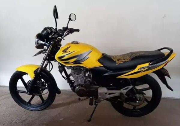 Modifikasi Megapro Primus, Simpel dan Keren Banget Modifikasi Megapro Primus, Simpel dan Keren Banget