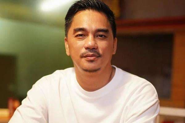 Kisah Pilu Enda Ungu saat Meniti Karier di Jakarta, Pernah Makan Biskuit Dibagi Dua dengan Pasha Kisah Pilu Enda Ungu saat Meniti Karier di Jakarta, Pernah Makan Biskuit Dibagi Dua dengan Pasha