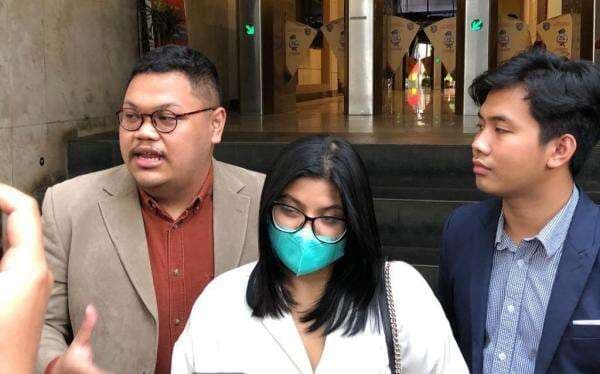 Komedian M Beli 76 Video Porno Gusti Ayu Dewanti, Jadi Tersangka? Komedian M Beli 76 Video Porno Gusti Ayu Dewanti, Jadi Tersangka?