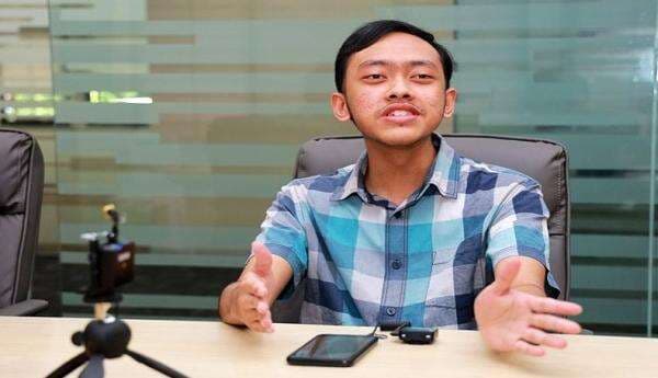 Mahasiswa Difabel Ini Diterima Prodi Elektro Unpad, Bermimpi Ciptakan Mobil Terbang Mahasiswa Difabel Ini Diterima Prodi Elektro Unpad, Bermimpi Ciptakan Mobil Terbang