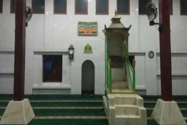 Menelusuri Jejak Sultan Hasanuddin di Masjid Agung Tanara Menelusuri Jejak Sultan Hasanuddin di Masjid Agung Tanara