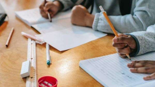 Doa Ilmu yang Bermanfaat, Penting Diamalkan Setiap Muslim yang Sedang Belajar Doa Ilmu yang Bermanfaat, Penting Diamalkan Setiap Muslim yang Sedang Belajar