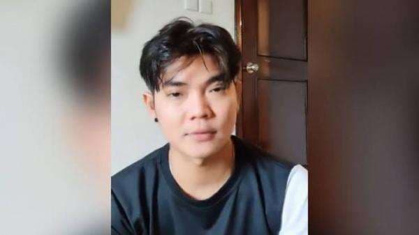 Namanya Disorot Karena Dianggap Hina Andika Kangen Band, Pendapatan Tri Suaka Capai Rp597 Juta Sebulan Namanya Disorot Karena Dianggap Hina Andika Kangen Band, Pendapatan Tri Suaka Capai Rp597 Juta Sebulan