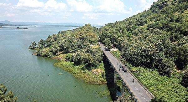 Jalur Selatan Jabar, Membelah Batu Kapur dengan Bonus Gajah Mungkur Jalur Selatan Jabar, Membelah Batu Kapur dengan Bonus Gajah Mungkur