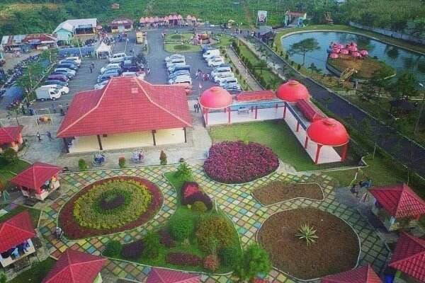 5 Rest Area dengan Fasilitas Menakjubkan, Ada Kebun Stroberi 5 Rest Area dengan Fasilitas Menakjubkan, Ada Kebun Stroberi