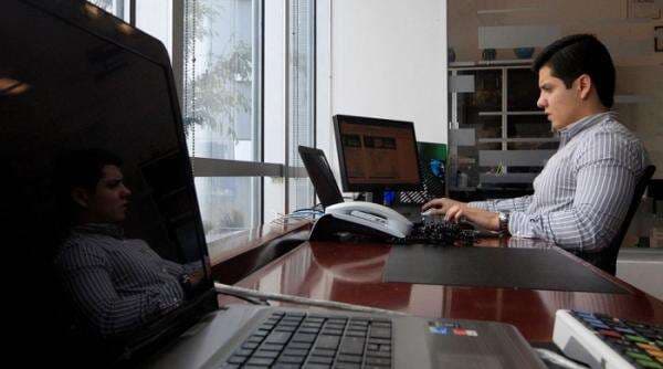 Profesi Account Executive (AE): Definisi, Jenjang Karir dan Gaji Profesi Account Executive (AE): Definisi, Jenjang Karir dan Gaji