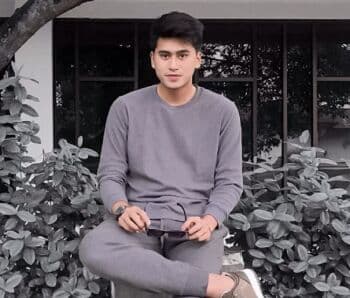 7 Pevoli Tampan yang Curi Perhatian di Timnas Voli Putra SEA Games 2021, Nomor 1 Kepakan Sayap ke Jepang 7 Pevoli Tampan yang Curi Perhatian di Timnas Voli Putra SEA Games 2021, Nomor 1 Kepakan Sayap ke Jepang