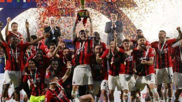 4 Transfer Cemerlang yang Membuat AC Milan Sukses Meraih Scudetto Liga Italia 2021-2022 4 Transfer Cemerlang yang Membuat AC Milan Sukses Meraih Scudetto Liga Italia 2021-2022