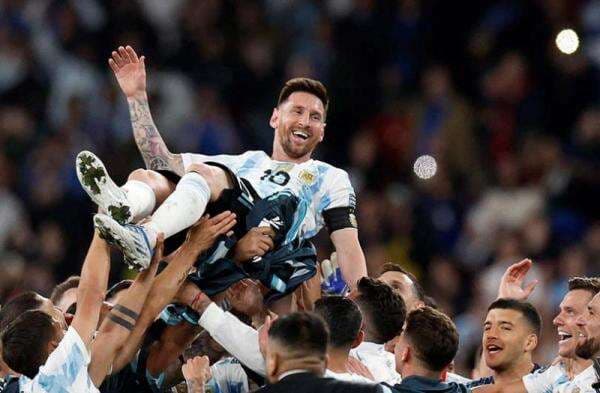 7 Pesepak Bola Top yang Lahir di Bulan Juni, Messi Masuk Usia ke Berapa? 7 Pesepak Bola Top yang Lahir di Bulan Juni, Messi Masuk Usia ke Berapa?