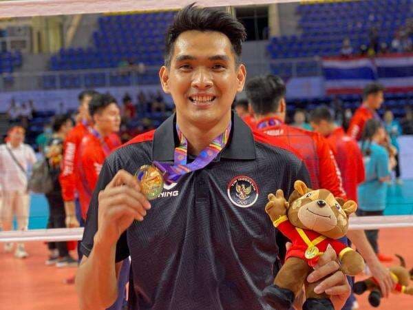 Rivan Nurmulki Buka-bukaan, Lupa Bagaimana Bisa Ketemu Istri Rivan Nurmulki Buka-bukaan, Lupa Bagaimana Bisa Ketemu Istri