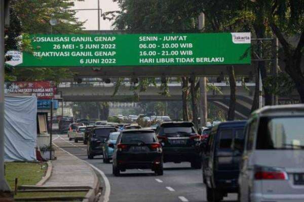 Ganjil Genap Berlaku di 25 Ruas Jalan Mulai Hari Ini, Cek Aturannya Ganjil Genap Berlaku di 25 Ruas Jalan Mulai Hari Ini, Cek Aturannya