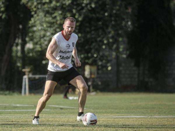 Tinggalkan Indonesia, Melvin Platje Gabung Klub Liga Belanda Amsterdamsche FC Tinggalkan Indonesia, Melvin Platje Gabung Klub Liga Belanda Amsterdamsche FC