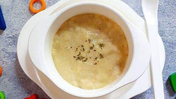 Cara Buat Bubur Ayam Mentega untuk Bayi Umur 8 Bulan, Teksturnya Harus Lembut Moms! Cara Buat Bubur Ayam Mentega untuk Bayi Umur 8 Bulan, Teksturnya Harus Lembut Moms!