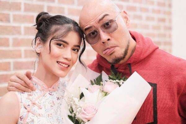 Terungkap! Deddy Corbuzier dan Sabrina Chairunnisa Pernah Putus, Ngaku Gak Sampai Seminggu Terungkap! Deddy Corbuzier dan Sabrina Chairunnisa Pernah Putus, Ngaku Gak Sampai Seminggu