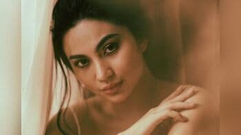 Seksinya Ariel Tatum Pakai Dress Tali Tipis Bikin Netizen Klepek-Klepek Seksinya Ariel Tatum Pakai Dress Tali Tipis Bikin Netizen Klepek-Klepek