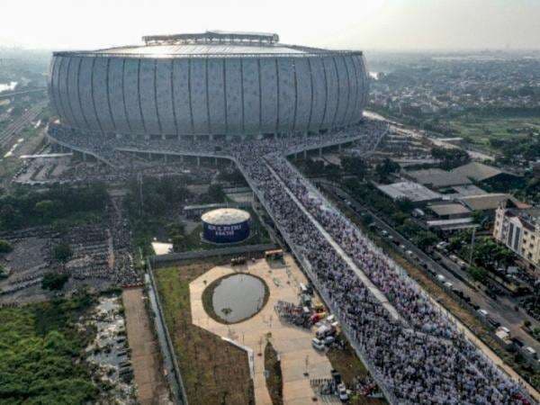 Malam Puncak HUT DKI ke-495 akan Dimeriahkan Padi hingga Reza Artamevia di JIS, Gratis! Malam Puncak HUT DKI ke-495 akan Dimeriahkan Padi hingga Reza Artamevia di JIS, Gratis!