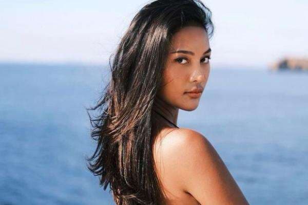 Biodata dan Profil Erika Carlina, Model yang Sukses Kalahkan Raisa di Tepok Bulu Biodata dan Profil Erika Carlina, Model yang Sukses Kalahkan Raisa di Tepok Bulu