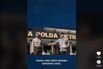 Viral! Kapolda Metro Ngakak Lihat Siswa SPN Lido Parodikan Komandan Peleton Viral! Kapolda Metro Ngakak Lihat Siswa SPN Lido Parodikan Komandan Peleton