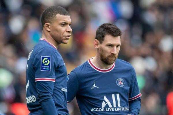 Demi Bayar Gaji Messi dan Mbappe, PSG Bakal Lepas 11 Pemain Demi Bayar Gaji Messi dan Mbappe, PSG Bakal Lepas 11 Pemain