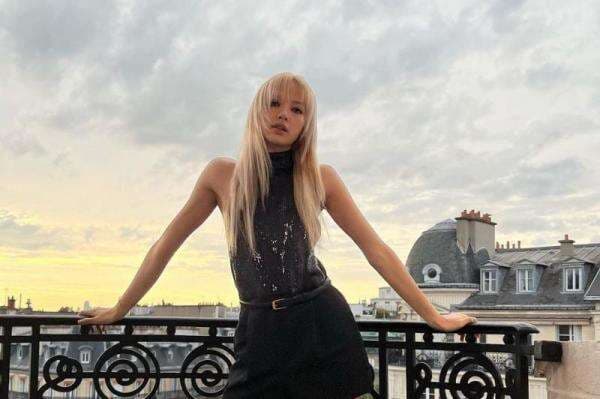 Daebak! Lisa BLACKPINK Jadi Influencer dengan EMV Tertinggi, Sampai Rp434 Miliar Daebak! Lisa BLACKPINK Jadi Influencer dengan EMV Tertinggi, Sampai Rp434 Miliar