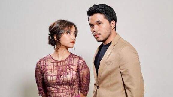 Fuji Beradegan Mesra Ciuman Bibir dengan Pria Lain di Film, Reaksi Thariq Halilintar Disorot: Gen Halilintar Gak Mau Mantu Begini Fuji Beradegan Mesra Ciuman Bibir dengan Pria Lain di Film, Reaksi Thariq Halilintar Disorot: Gen Halilintar Gak Mau Mantu Begini