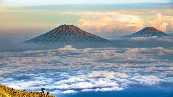 Letak Astronomis dan Geografis Indonesia serta Pengaruhnya Letak Astronomis dan Geografis Indonesia serta Pengaruhnya