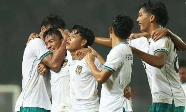 11 Negara AFF yang menolak Timnas Indonesia Keluar dari AFF dan gabung ke EAFF 11 Negara AFF yang menolak Timnas Indonesia Keluar dari AFF dan gabung ke EAFF