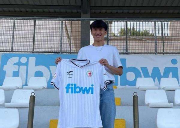 Profil dan Biodata Ilham Yuda, Pesepakbola Muda Indonesia yang Merapat ke Klub Liga Spanyol Deportivo Llosetense Profil dan Biodata Ilham Yuda, Pesepakbola Muda Indonesia yang Merapat ke Klub Liga Spanyol Deportivo Llosetense