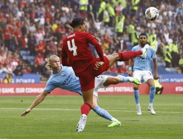 Kesan Van Dijk Lawan Haaland: Bek Liga Inggris Siap-siap Ketakutan Kesan Van Dijk Lawan Haaland: Bek Liga Inggris Siap-siap Ketakutan