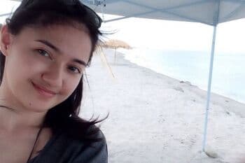 Sempat Mualaf dan Berhijab, Marcella Simon Kembali Masuk Kristen Sempat Mualaf dan Berhijab, Marcella Simon Kembali Masuk Kristen