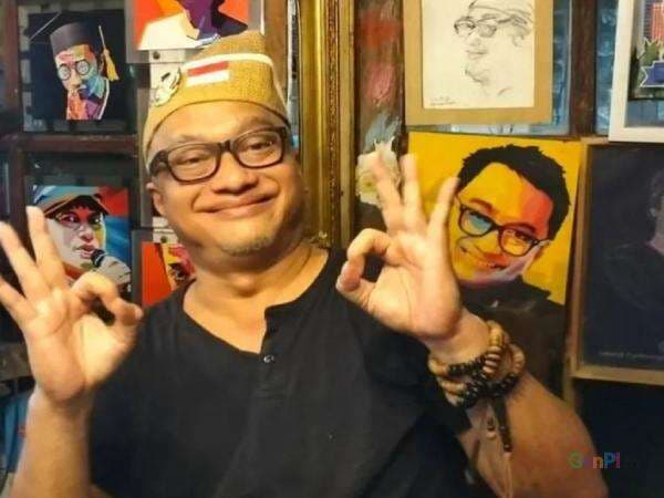 Dengan Modal Minim, Dik Doank Bangun Kafe Unik Bernama Rumah Goa Dengan Modal Minim, Dik Doank Bangun Kafe Unik Bernama Rumah Goa