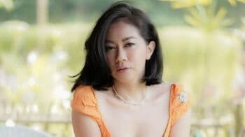 5 Potret Seksi Tante Atien Pesaing Tante Ernie yang Punya Body Goals Yahud! 5 Potret Seksi Tante Atien Pesaing Tante Ernie yang Punya Body Goals Yahud!