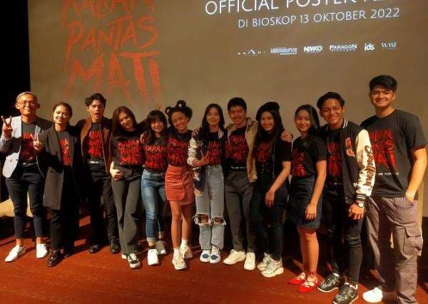 Cara Zee JKT48 dan Mahira Bangun Chemistry di Film Kalian Pantas Mati Cara Zee JKT48 dan Mahira Bangun Chemistry di Film Kalian Pantas Mati